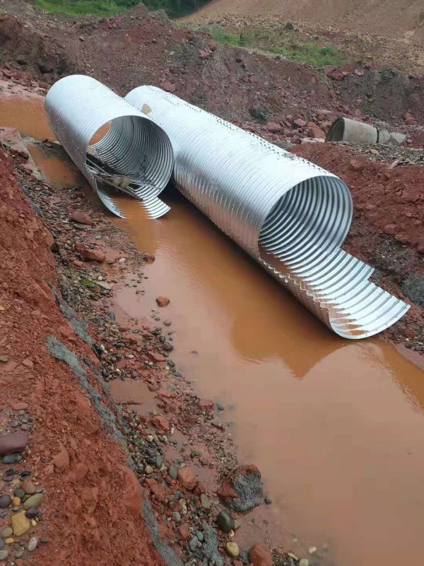 钢波纹管涵管现场安装施工
